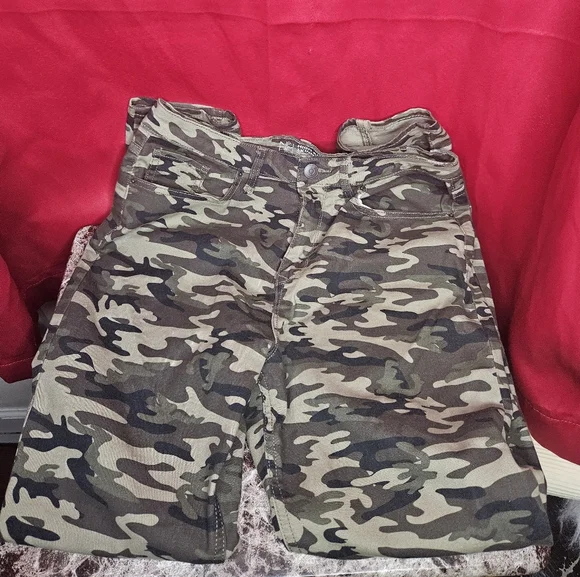 NWOT No Boundaries NOBO Women High Rise Skinny Camouflage Pants Size 13 - Picture 3 of 5